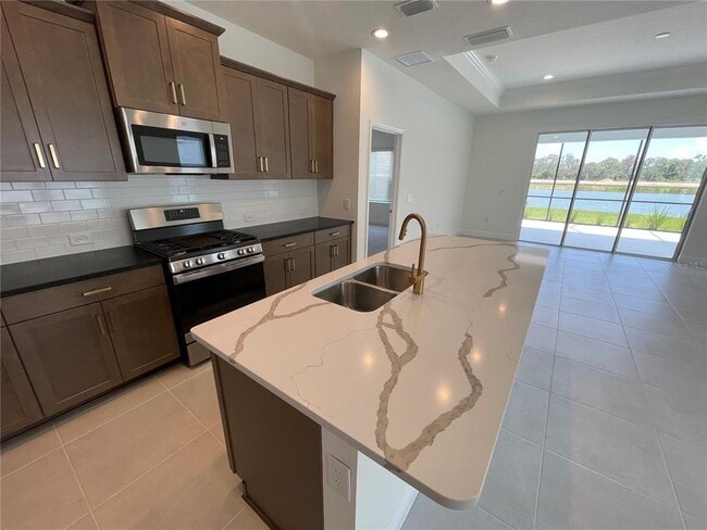 Photo - 2561 Star Apple Wy