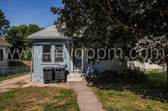 Photo - Lovely 2 Bedroom / 1 Bathroom Home | Benson