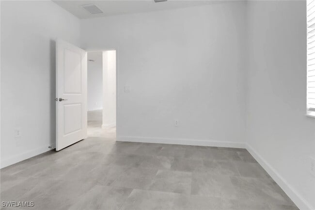 Building Photo - 19529 Hinkley Dr Rental