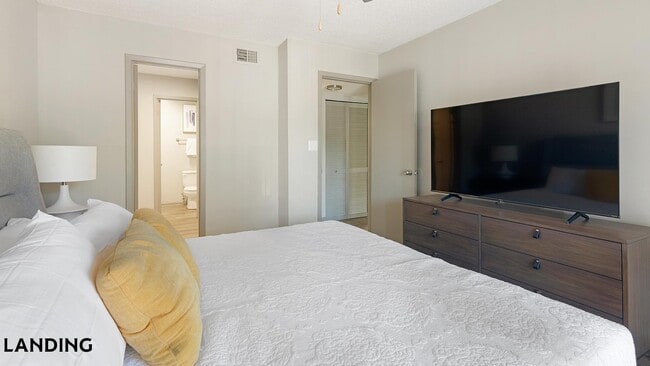 Photo - 6200 Rime Village Dr NW Unidad 21-104