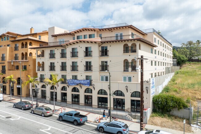 Photo - Colorado East Apartments