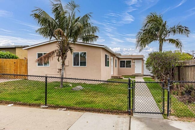 Building Photo - *** OCEANSIDE OASIS 2/1 WITH GARAGE, NEWLY... Unit 1407 Bush St. Rental