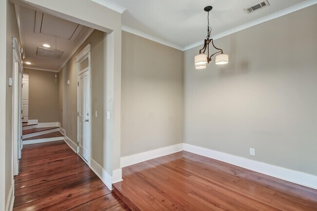 Photo - 109 E Oglethorpe Ave