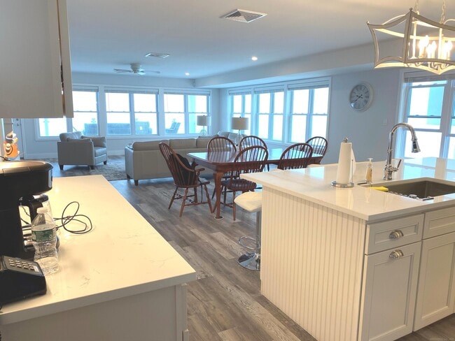 Photo - 1019 Fairfield Beach Rd