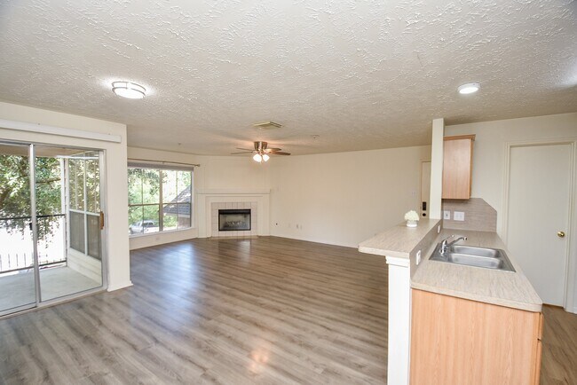 Photo - 8051 Bay Branch Dr