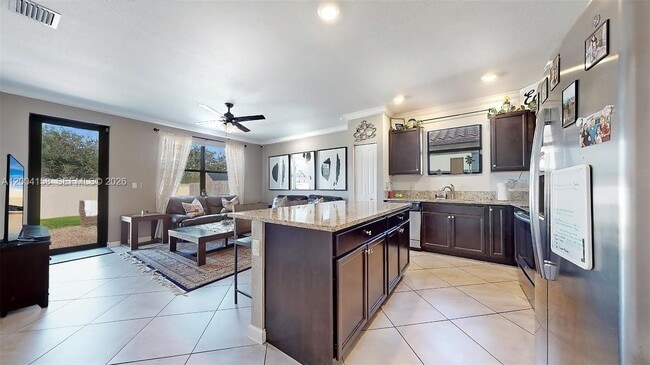 Photo - 154 SE 23rd Terrace