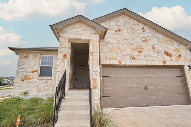 Photo - 124 Stellar Wind Dr