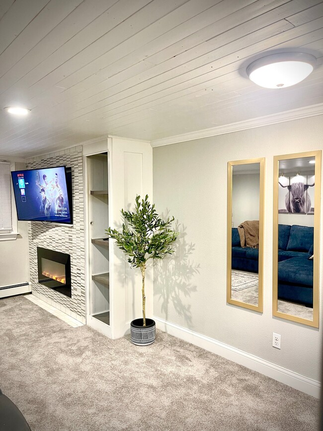 Photo - 1115 Delmar Ct NW Unit 2