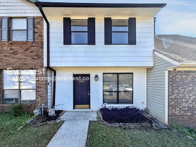 Building Photo - 5521 St James St