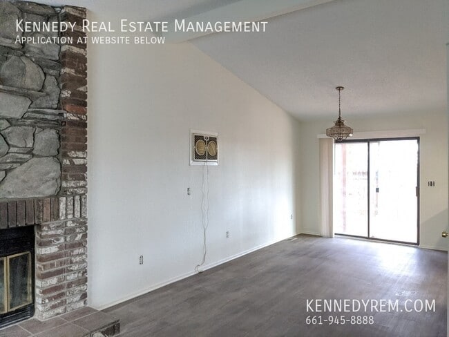Photo - 14212 Avon Dr