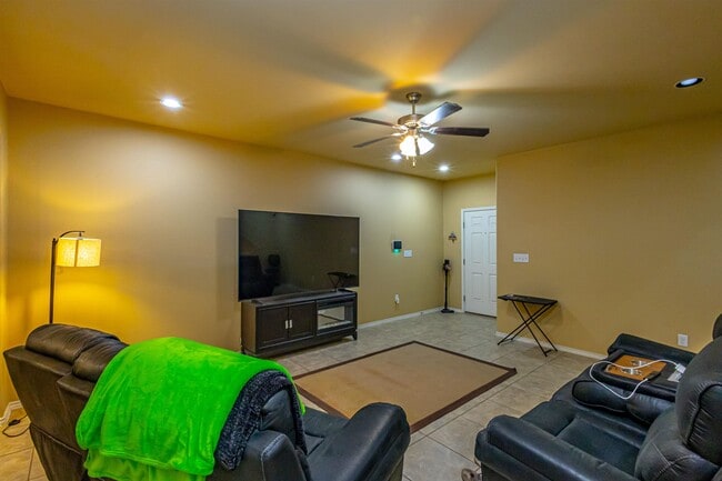 Photo - 5720 Montevista Dr Unit 5720