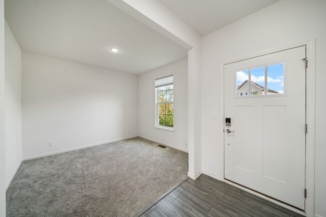 Photo - 356 S Pointe Ave