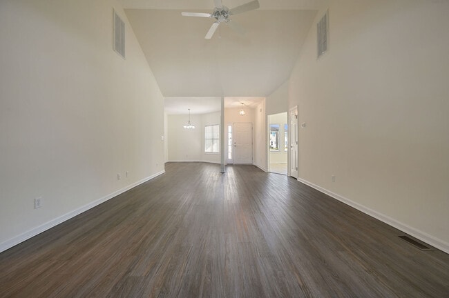 Photo - 15 Little Birch Dr