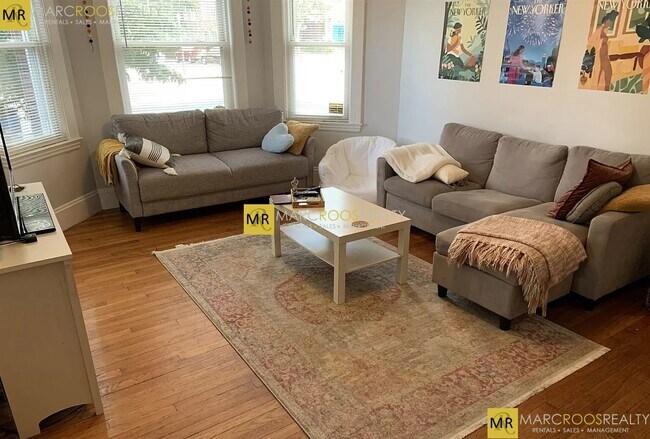 Photo - 96 Chestnut Hill Ave Unidad 2