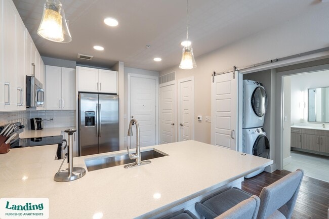 Photo - 15950 Chase Hill Blvd Unidad 3405