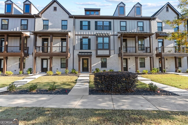 Photo - 205 Climbing Ivy Cir