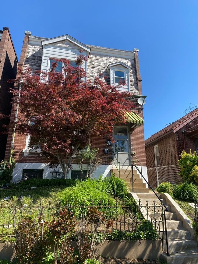 Photo - Beautiful Renovated Condo in The Hill