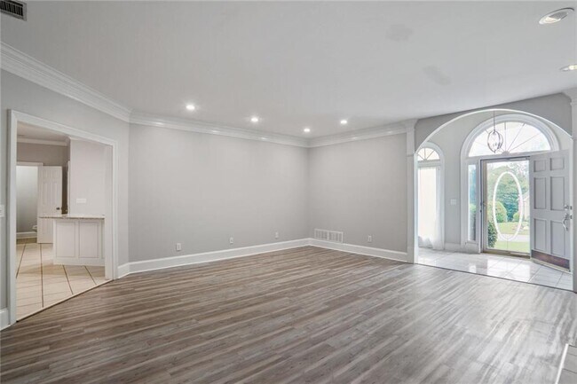 Photo - 6310 Chestnut Pkwy