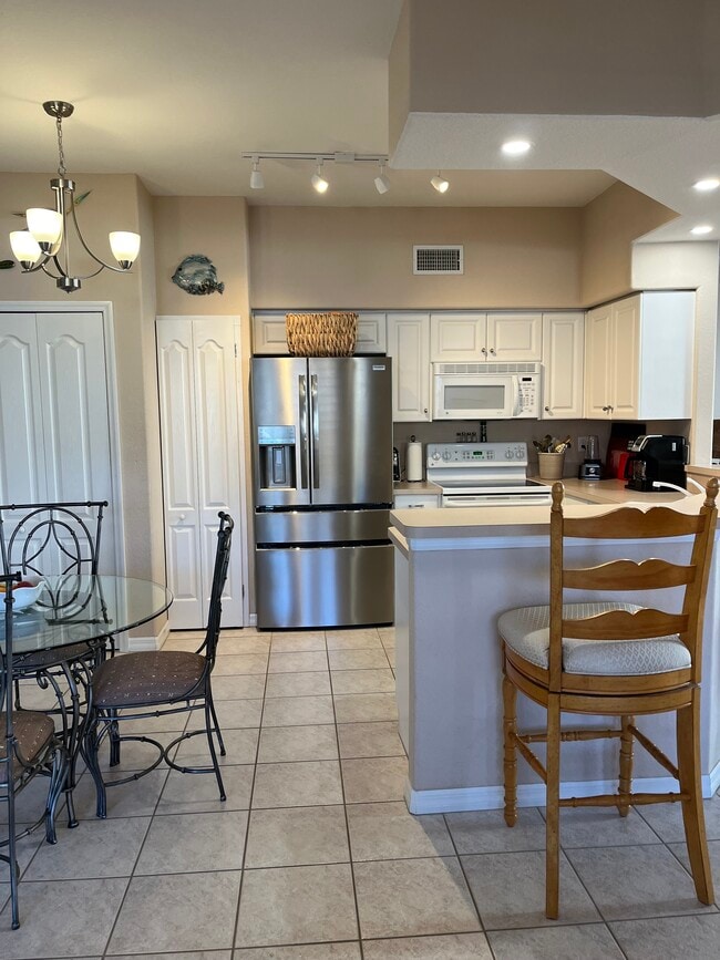 Photo - 10102 L Pavia Blvd Unidad 10102 L'Pavia Blvd.