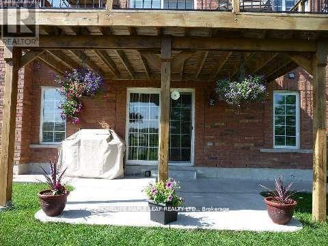 Photo - 45 Stoneylake Ave