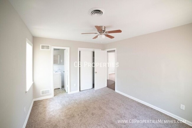 Photo - 3109 Christine Rd