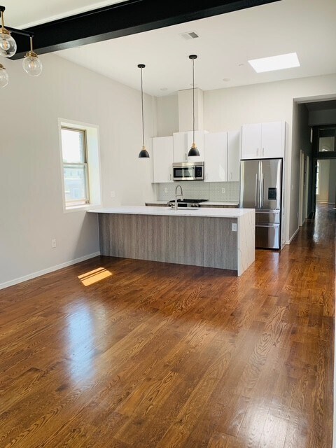 Photo - 178 Elm St Unit 6