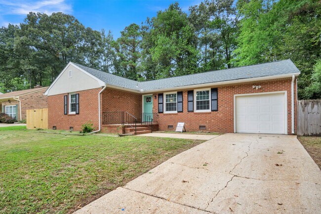 117 Queen Mary Ct