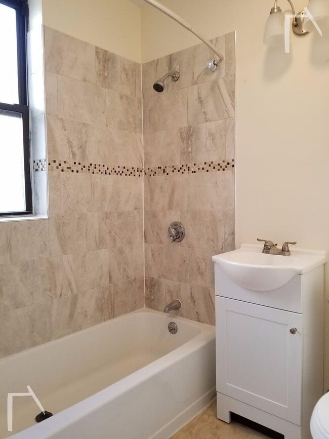 12 Elko St