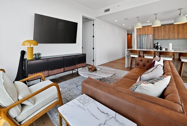 Photo - 84 East Ave Unit 3206