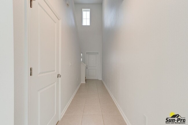 Photo - 1102 Belle Isle Ln