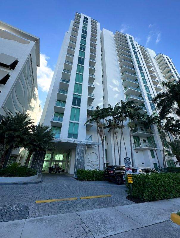 7930 East Dr Unit 1506