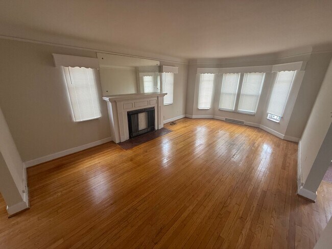 Photo - 12847 Maiden St Unit 1 (Lower)