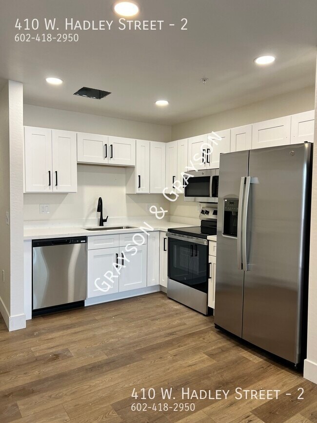 Photo - 410 W Hadley St