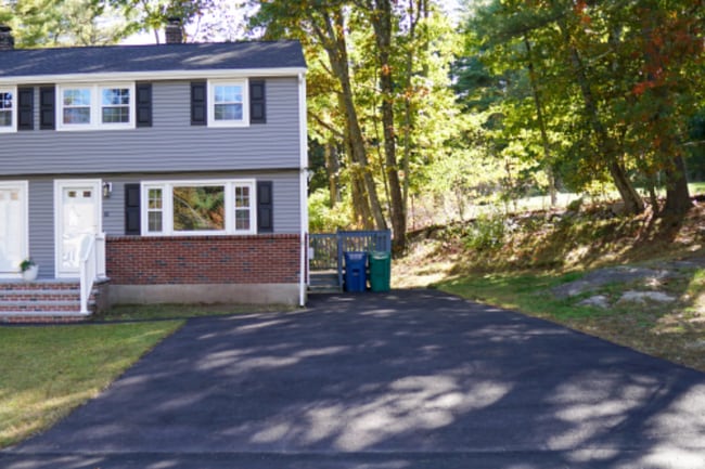 Building Photo - 10 Gilman Rd Rental