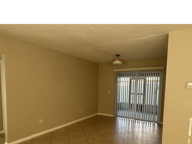 3369 Barnsdale Dr Unit Barnsdale
