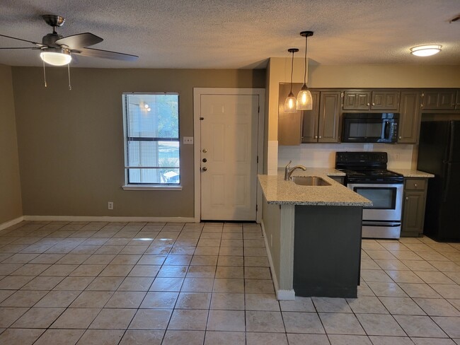 Photo - 20700 Bonanza St Unit A