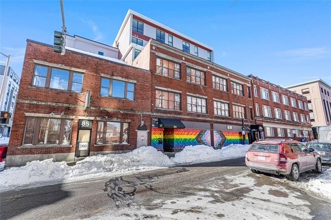 Building Photo - 71 Richmond St Unit 5B