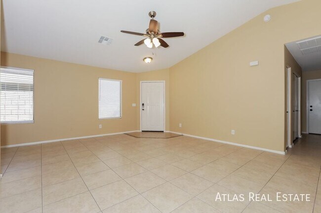 206 W Brangus Way