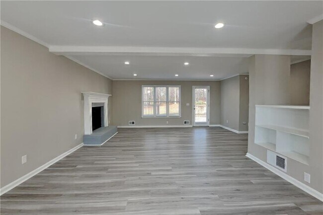 Photo - 210 Timber Laurel Ct