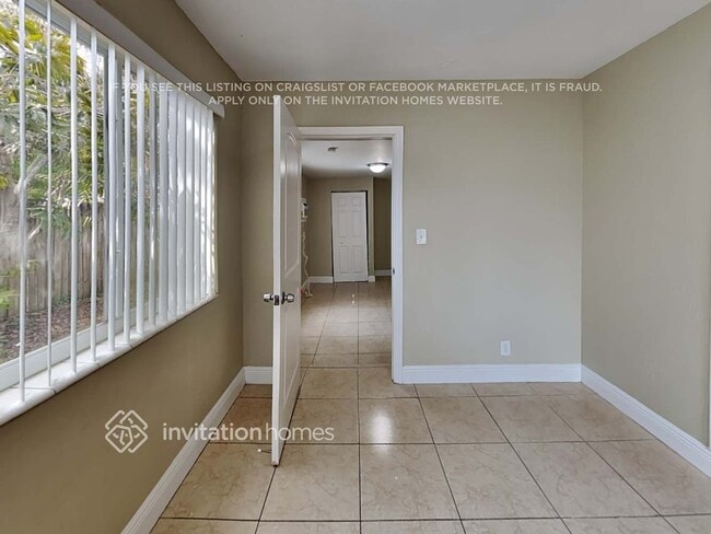 Photo - 2021 SW 64th Ave