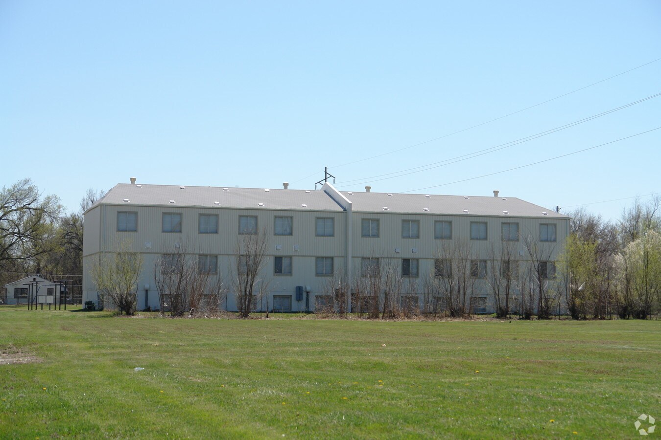 Sterling Point Apartments - Sterling Point Apartments