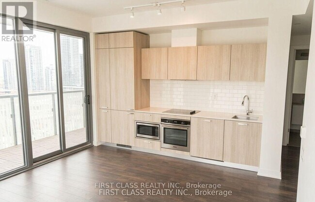 Photo - 50 Charles St E Unit 1605