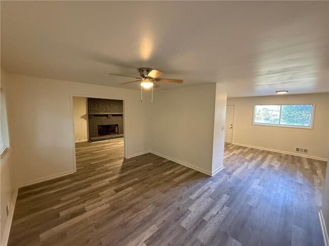 Photo - 1159 Tamarack Trail