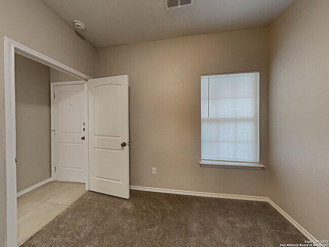 Photo - 10942 Honorly Cv