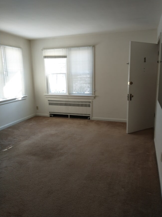 Photo - 1 Miami Dr Unit Apt 1