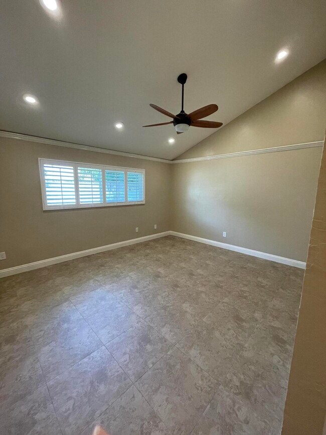74940 San Simeon Dr