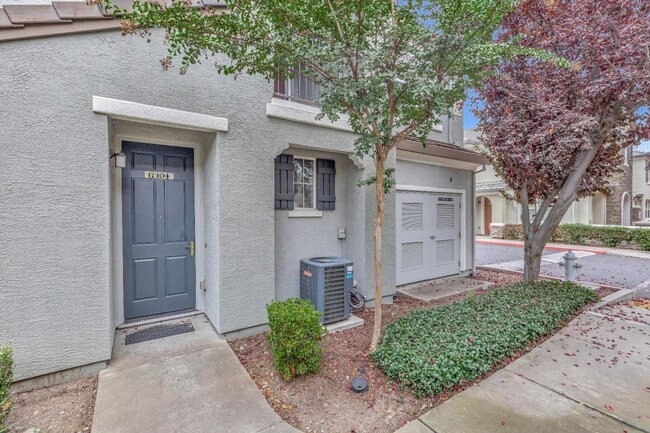 Photo - 2 bed 2 bath Condo!!