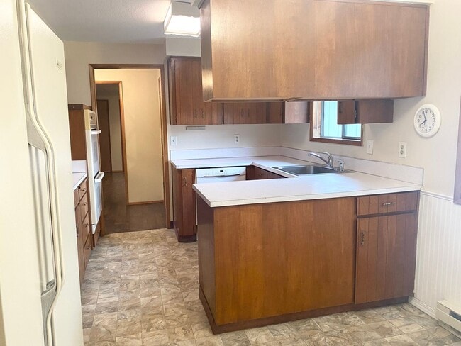 Photo - Adorable 3BD Home in Beavercreek with private yard!!