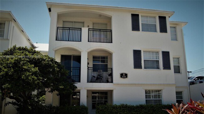 Photo - 3155 NE 184th St Unit 8106