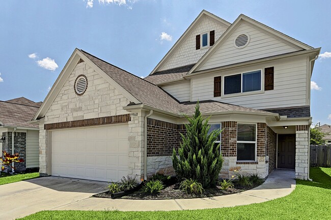 Building Photo - 9960 Hyacinth Way